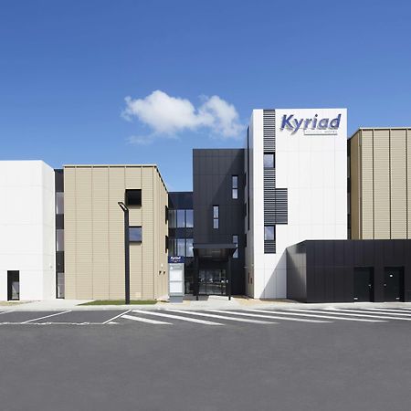 Kyriad Prestige Pau – Palais des Sports Bagian luar foto